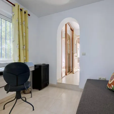 089 Andalusian Style 3 Bed With Office And Private Pool