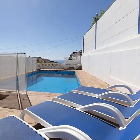 089 Andalusian Style 3 Bed With Office And Private Pool Fuengirola